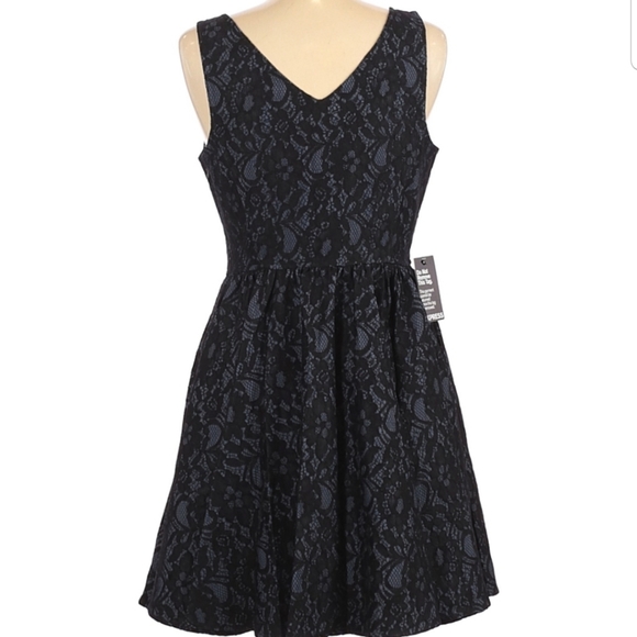 EXPRESS COCKTAIL SLEEVELESS DRESS - Picture 2 of 6